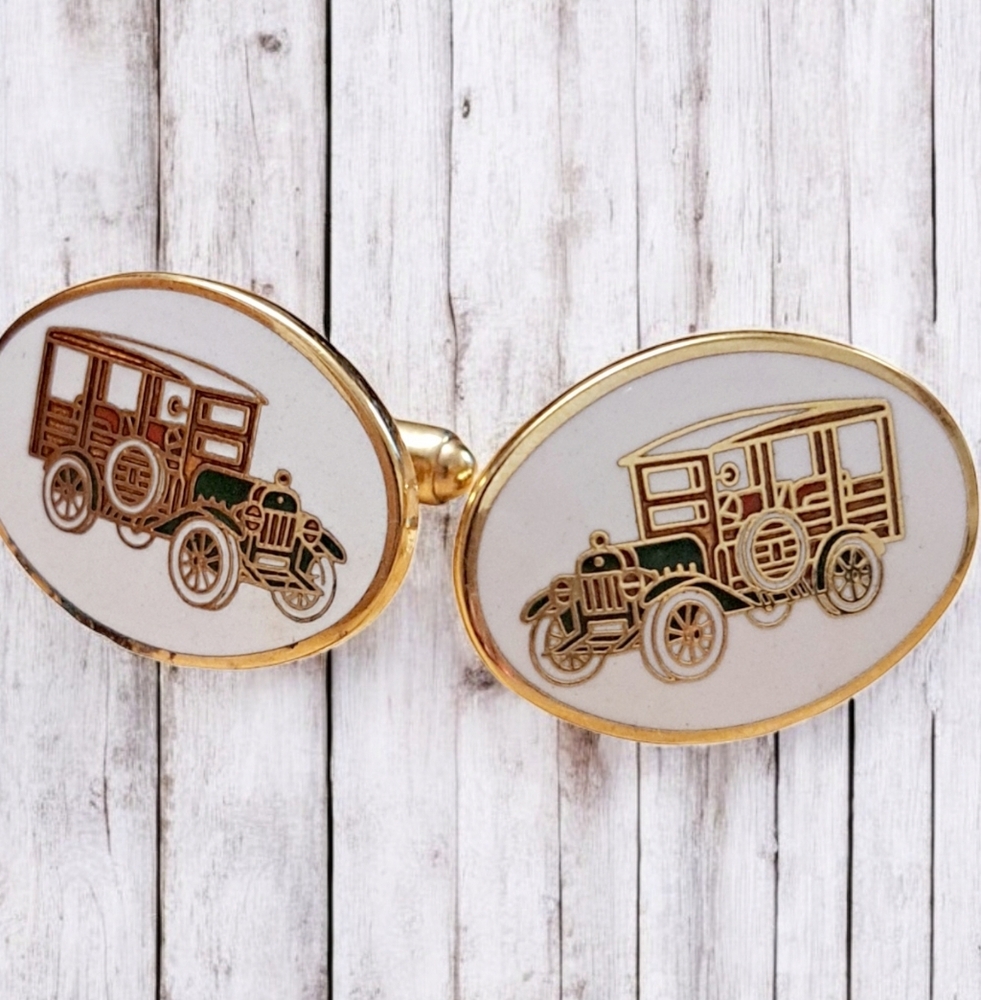 Vintage Avon Classic Car Cufflinks Enamel Gold Tone Trim 1" X .75"